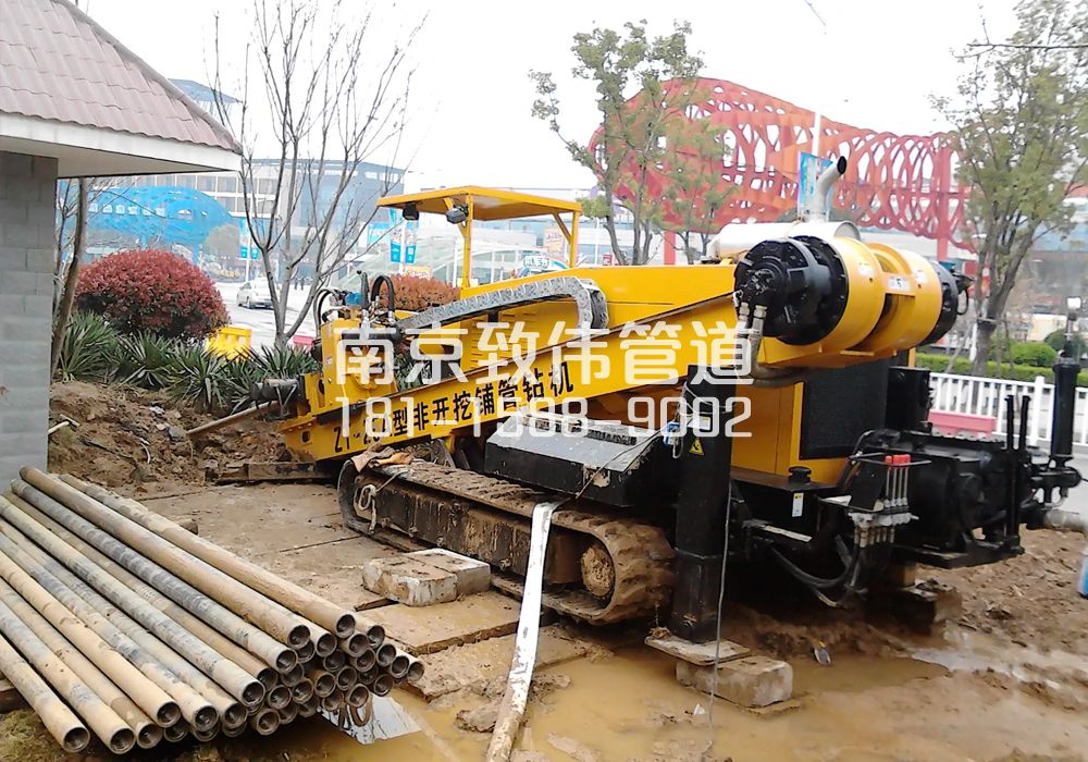 龙蟠里拉管置换管道